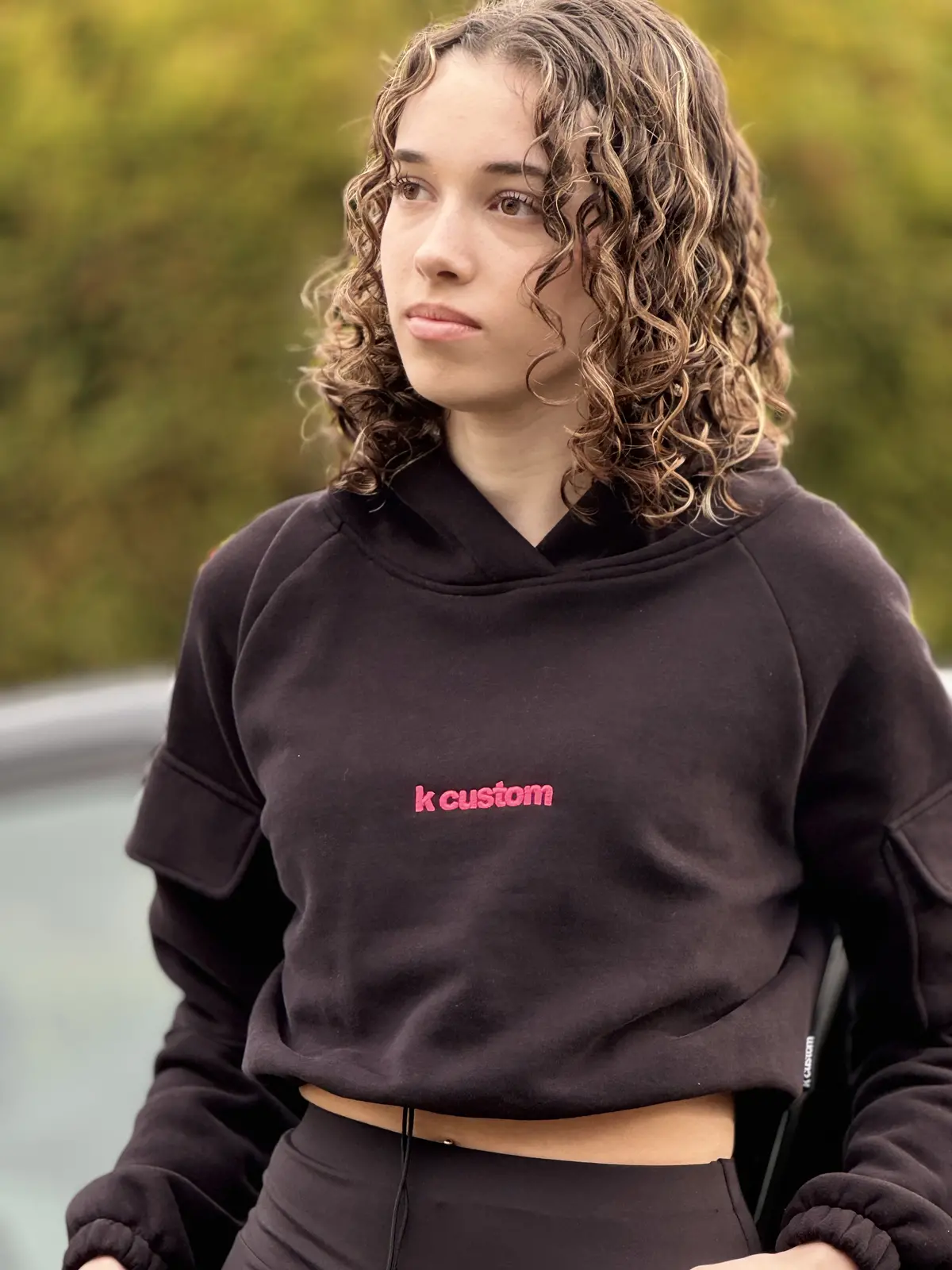 K-Custom Oversize Crop - Kapuzenpullover - Black Mit Stick In Pink 1