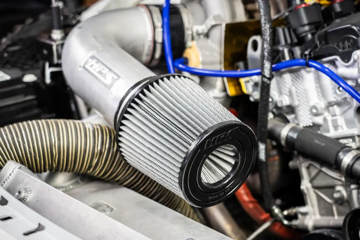 Hps 2.75" Universal Round Tapered (Open Top) White Intake Air Filter & Socks Cover 6.5"Length, 6" Base, 5" Top Hps-4340, Hps-9147 2